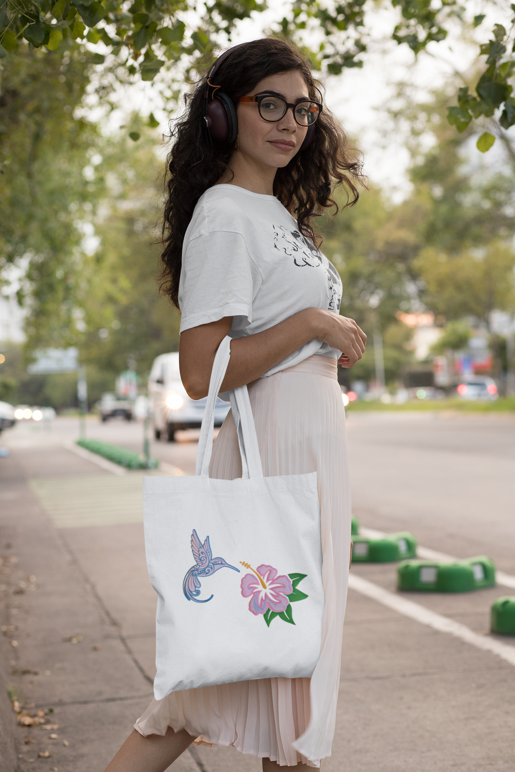 Holographic Hummingbird & Hibiscus Floral Tote Bag Set – Handmade Vinyl Design